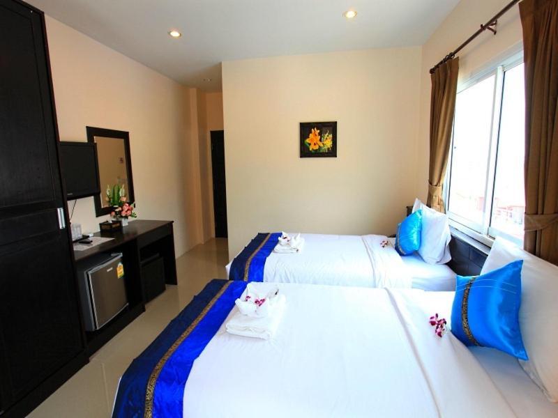 88 Hotel Patong Екстериор снимка