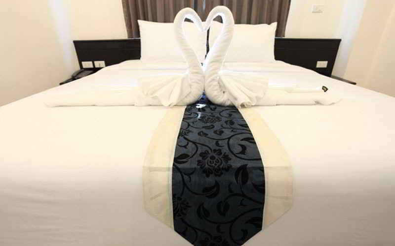 88 Hotel Patong Екстериор снимка